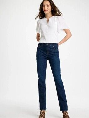 Chicos So Slimming Girlfriend Straight Leg Jeans